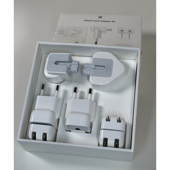 World Travel Adapter Kit, White, OS, 81-20 - Picture 3 of 8